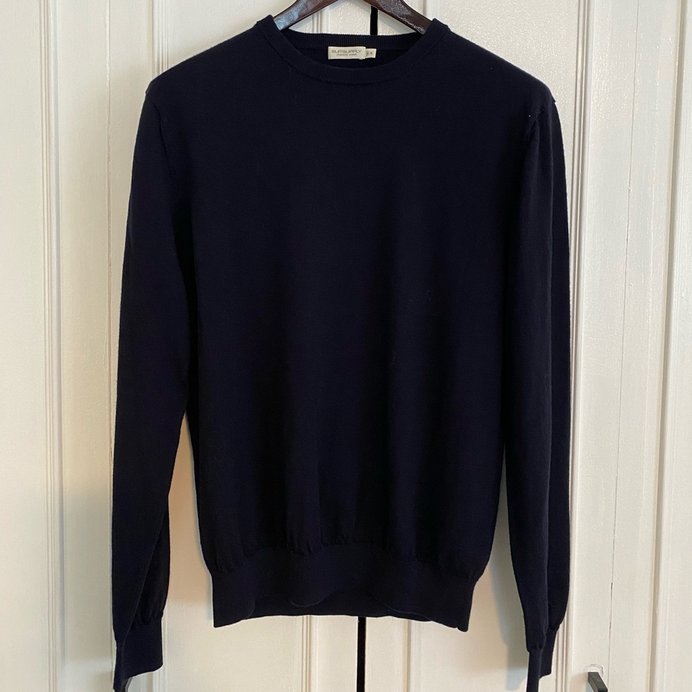 Suitsupply crewneck sweater in size xl